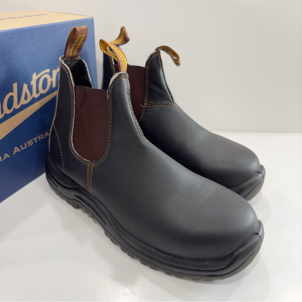 Blundstone 172 Men’s Safety Toe Chelsea Ankle Boots- leather upper